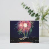Carte postale de feux d'artifice (Debout devant)