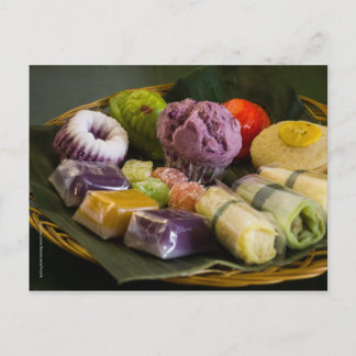 Carte postale de gâteau traditionnel indonésien