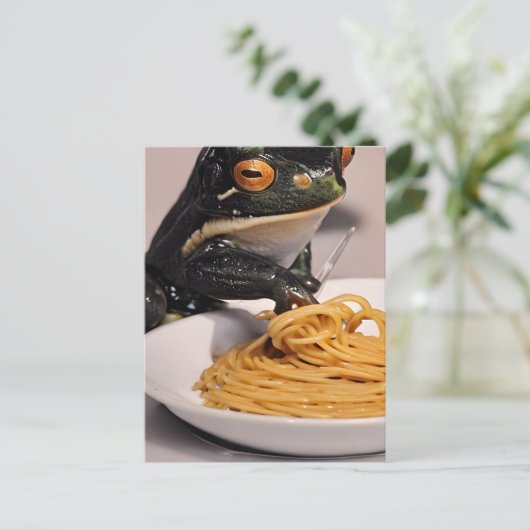 Carte postale de grenouille mangeant des spaghetti (Debout devant)