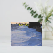 CARTE POSTALE DE LA BANQUE DE NEIGE DU PAYS KANSAS (Debout devant)