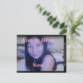 Carte postale de la déesse Kim de Dan Cilley (Debout devant)