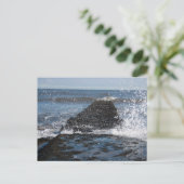 Carte postale de la mer agitée (Debout devant)