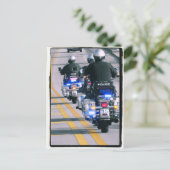 Carte postale de la police (Debout devant)