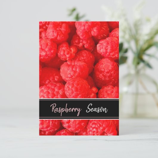 Carte postale de la saison des framboises (Debout devant)