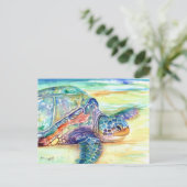 Carte postale de la tortue marine sur la plage tro (Debout devant)