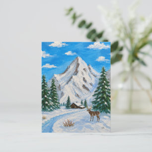 Carte postale de la vallée de la montagne enneigée