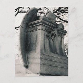 carte postale de l'ange en pleurs