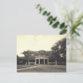 Carte postale de l'hôtel Haleiwa historique, Oahu, (Debout devant)