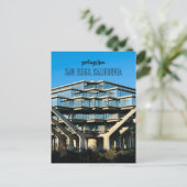 Carte postale de l'Université de Californie à San  (Debout devant)