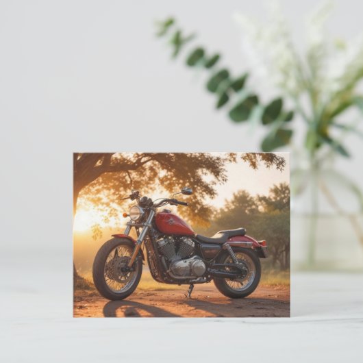 Carte postale de moto (Debout devant)