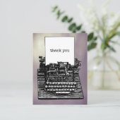 Carte postale de remerciement à la machine à écrir (Debout devant)