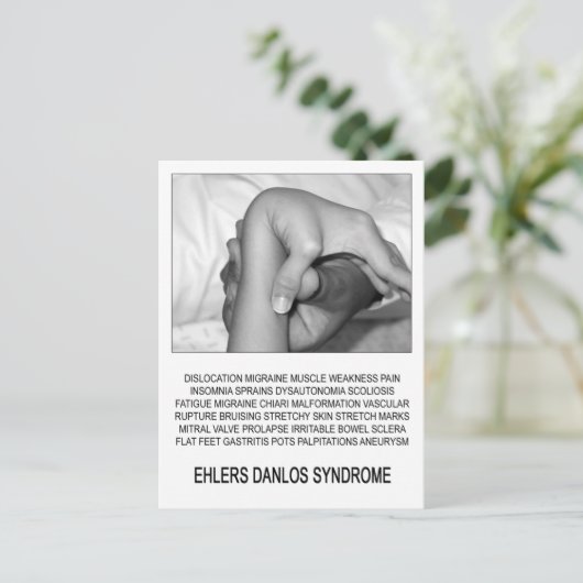 Carte postale de sensibilisation à l'information E (Debout devant)