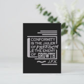 Carte postale de soumission JFK (Debout devant)