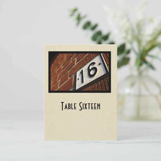 carte postale de table du numéro 16 (Debout devant)