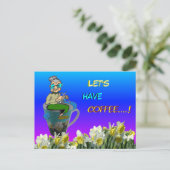 Carte postale de tricot femme sur les jonquilles d (Debout devant)