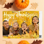 Carte Postale De Vacances En Aluminium Bon thanksgiving Élégant Script Sur Photo Gold<br><div class="desc">Elégante carte postale photo Bon thanksgiving avec belle typographie cursive en feuille d'or sur votre photo d'automne. Cette carte postale moderne de la famille d'automne présente un script magnifique et votre nom sur la photo de fond plein.</div>
