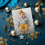 Carte Postale De Vacances En Aluminium Festive Starry Happy Hanoukka Photo Gold<br><div class="desc">Heureuse Hanoukka avec des étoiles juives en papier d'aluminium ; choisissez de l'or,  de l'or rose ou de l'argent. Revêtement de photo foncé en option. Customisez la couleur arrière,  le texte ou ajoutez d'autres photos si vous le souhaitez.</div>