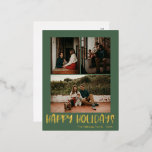 Carte Postale De Vacances En Aluminium Joyeuses fêtes | 3 photo verticale verte | Or<br><div class="desc">Ces vacances heureuses | vert vertical 3 photo | la carte postale de vacances en feuille d'or est parfaite pour votre accueil de Noël de luxe moderne. La police festive décontractée mais classique est faite avec de l'or pressé de qualité supérieure en papier d'aluminium, permettant un look rustique minimaliste brillant....</div>