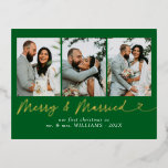Carte Postale De Vacances En Aluminium Joyeux moderne et Mariage marié photo Noël<br><div class="desc">Envoyez des voeux festifs avec notre carte postale de Noël Foil Foil Modern Merry & Married Mariage! Doté d'une photo mariage chère et d'un joyeux message Joyeux et Marié dans une typographie moderne et élégante, cette carte postale saisit parfaitement la chaleur de votre première saison de vacances en tant que...</div>