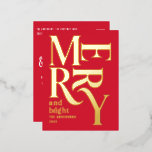 Carte Postale De Vacances En Aluminium Joyeux Noël rouge traditionnel minimal moderne<br><div class="desc">Moderne minimaliste traditionnel rétro typographie graphique vintage rouge joyeux carte de vacances de Noël. Une partie d'une collection de vacances audacieuse et amusante. Un vrai papier d'aluminium ajoute une touche de design classe.</div>