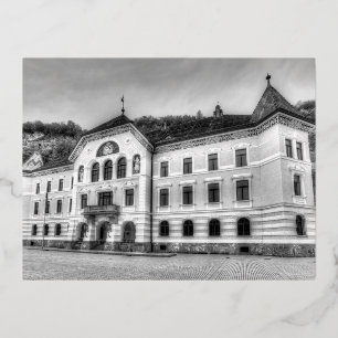 Carte Postale De Vacances En Aluminium Maison du gouvernement du Liechtenstein