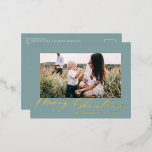 Carte Postale De Vacances En Aluminium Moderne feuillage minimal 1 script photo élégant b<br><div class="desc">Noël élégant minimaliste moderne typographie noire et 1 photo traditionnelle carte postale de vacances classe. Véritable feuille d'or,  argent et or rose typographie détaillant.</div>