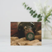 Carte Postale Décapsuleur (Debout devant)