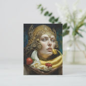 Carte Postale Déesse bizarre de sundae à la banane split (Debout devant)