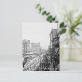 Carte Postale Défilé de la Fête du Travail (Debout devant)