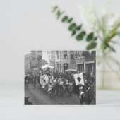 Carte Postale Défilé de Mardi Gras, 1906 (Debout devant)