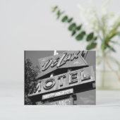 Carte postale Delux Motel (Debout devant)