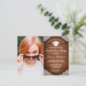 Carte Postale Dentelle blanche rustique Bois blanc Graduation Ph (Debout devant)