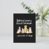 Carte Postale Derrière chaque bonne femme se cachent beaucoup de (Debout devant)