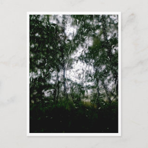 Carte Postale Derrière la pluie – Gouttes de pluie sur le carrea