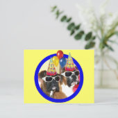 Carte postale des boîtes d'anniversaire joyeuses (Debout devant)