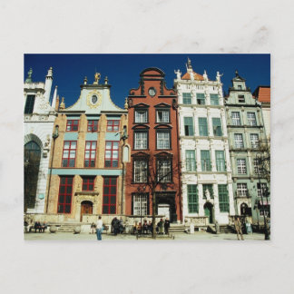 Carte postale des maisons étroites