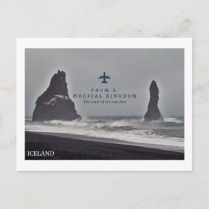 Carte postale des piliers noirs d'Icelan'd en mer,