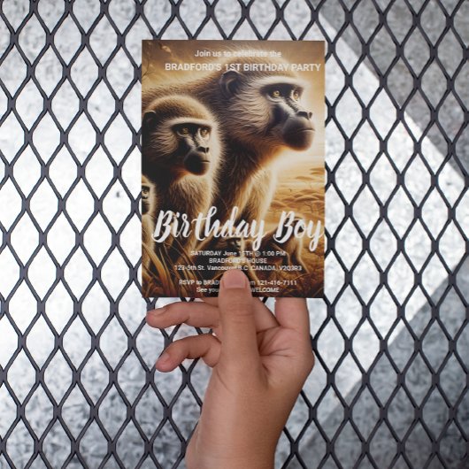 Carte Postale Des singes joueurs dansent dans une prairie