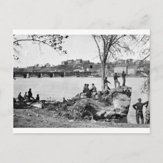 Carte Postale Des soldats de l'Union gardent la rivière Potomac