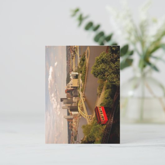 Carte Postale Description Vue du centre-ville en : Pittsburgh, P (Debout devant)