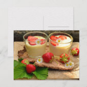 CARTE POSTALE DESSERT À LA VANILLE ET À LA FRAISE POSTCROSSING (Devant / Derrière)