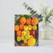 CARTE POSTALE DESSIN DE FRUIT AMUSANT  (Debout devant)