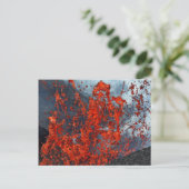 Carte Postale Dessin de lave chaude du cratère du volcan en érup (Debout devant)