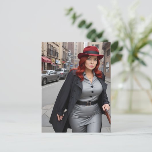 Carte Postale Détective Lady (Debout devant)