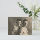 Carte Postale Deux athlètes (Debout devant)