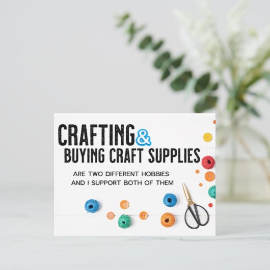 Carte Postale Deux hobbies différents (Debout devant)