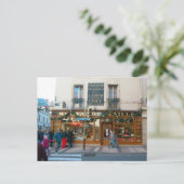 Carte Postale Dijon, Vieux magasin de moutarde (Debout devant)