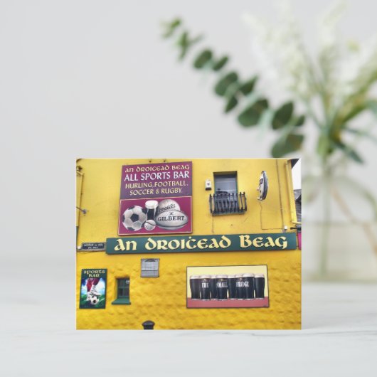 Carte postale Dingle Irish Pub (Debout devant)