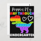 Carte Postale Dinosaur Poppin My Way Through Kindergarten (Devant / Derrière)
