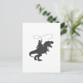 Carte Postale Dinosaure de cowboy à cheval à l'époque préhistori (Debout devant)